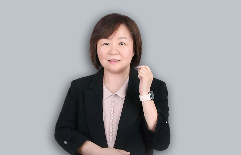 刘 颖 / Lily Liu